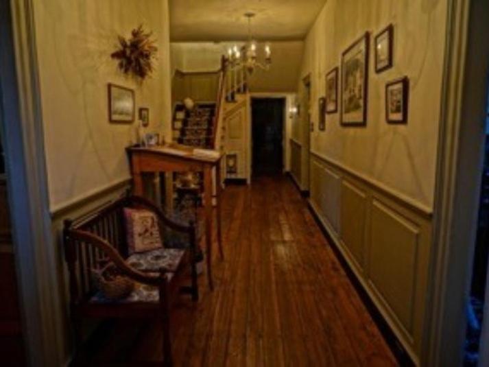 Brownstone Colonial Inn Reinholds Buitenkant foto